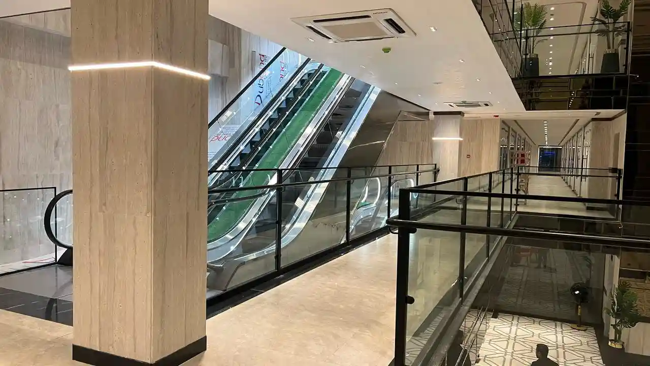 Site progress · 08